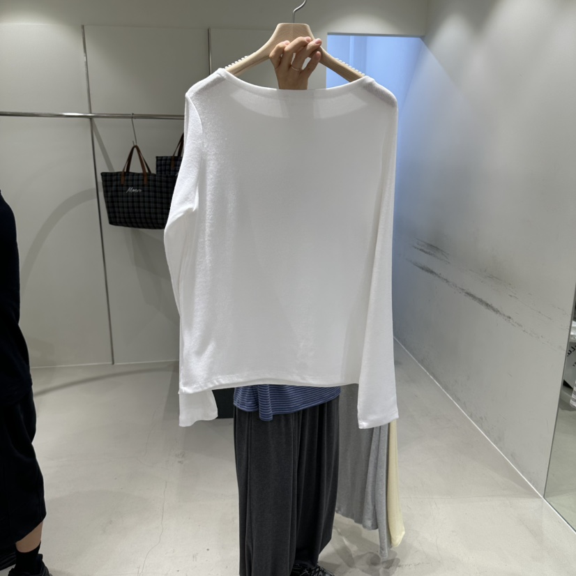 MMOO韓國直郵女士新品真品熱賣休閑人氣時尚推薦長袖T恤船領MMOO長袖T恤