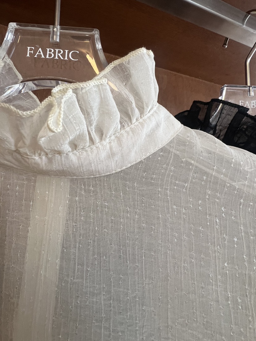 FABRIC韓國直郵女裝新品時尚推薦休閑襯衫蕾絲衫荷葉邊高領FABRIC襯衫/蕾絲衫