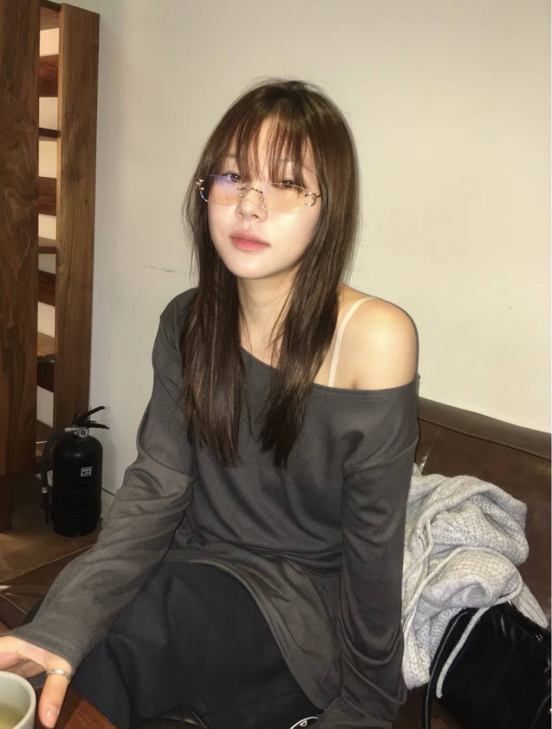 WAYBETTER韓國代購女裝新款休閑人氣時尚長袖T恤荷葉邊露肩WAYBETTER長袖T恤圖色2