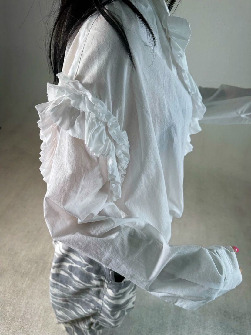 SHIRRING韓國代購女士新款真品休閑熱賣時尚推薦襯衫蕾絲衫SHIRRING襯衫/蕾絲衫