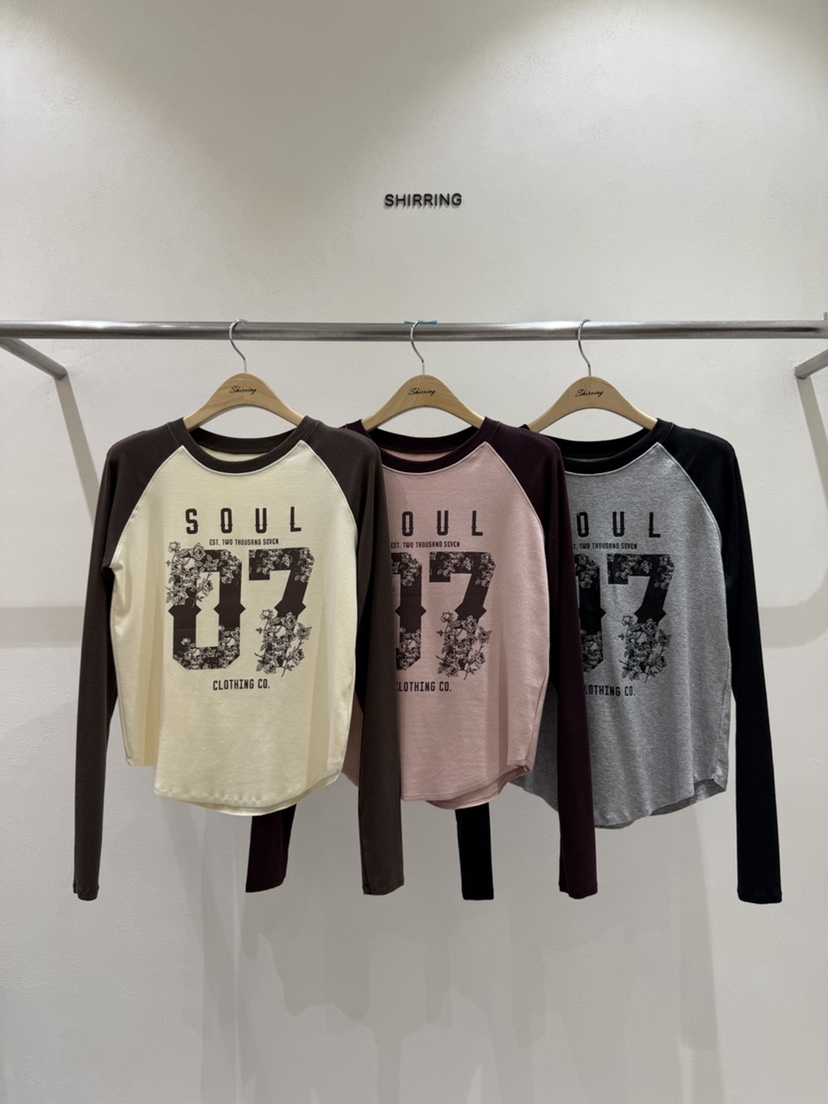 SHIRRING韓國代購女裝新品推薦人氣休閑時尚長袖T恤插肩袖SHIRRING長袖T恤