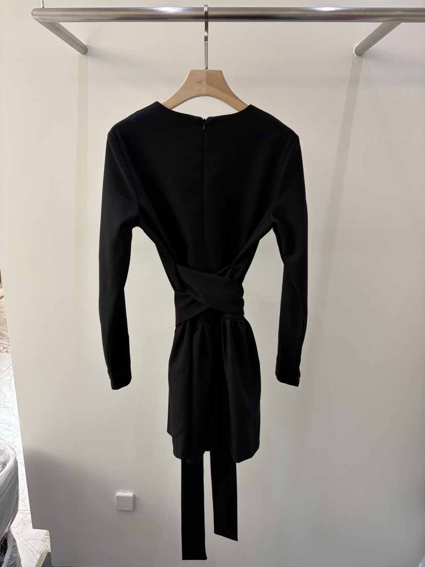 POSTMODERN東大門實拍女裝新品推薦熱賣人氣真品連衣裙絲帶POSTMODERN連衣裙