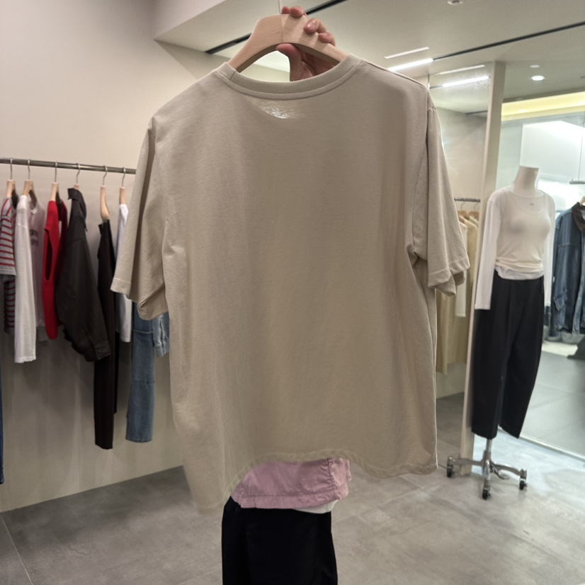 URBANSTORY/REMAKING東大門直郵女裝新款時尚熱賣休閑T恤Remaking/URBANSTORYT恤