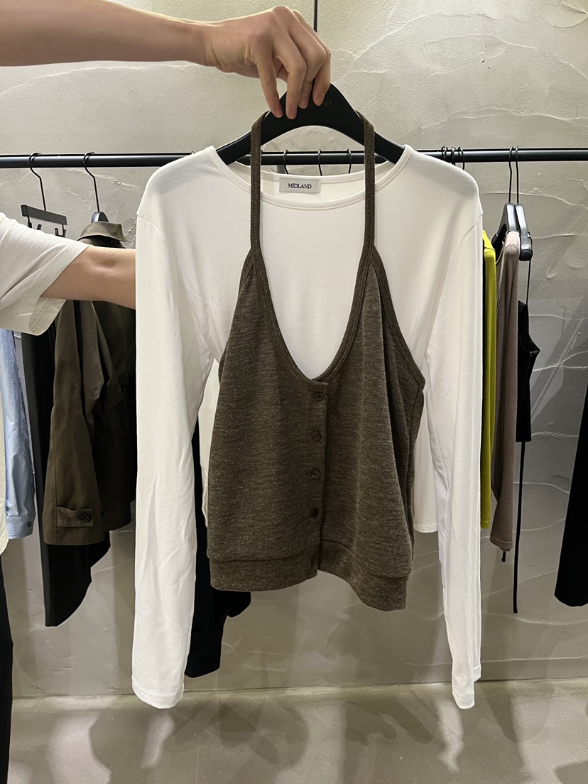 MIDLAND東大門實拍女士新品熱賣休閑人氣長袖T恤露背無袖MIDLAND長袖T恤圖色2