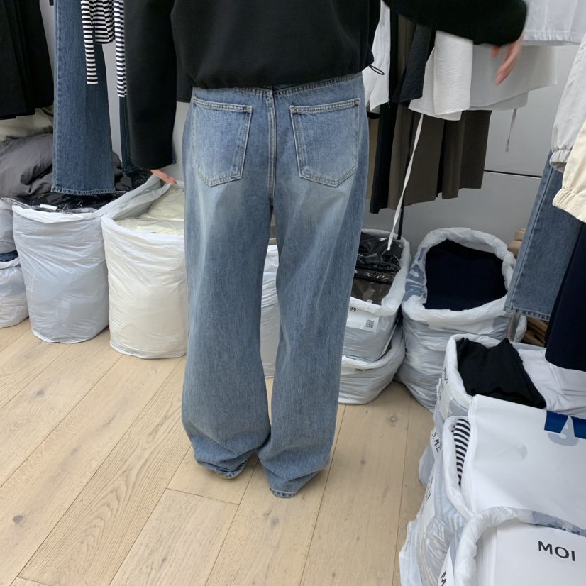 MOI-A東大門直郵女裝新品熱賣真品休閑牛仔褲水洗牛仔布MOI-A牛仔褲