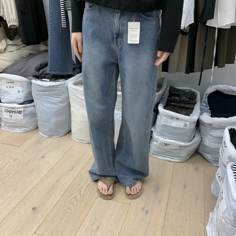 MOI-A東大門直郵女裝新品熱賣真品休閑牛仔褲水洗牛仔布MOI-A牛仔褲圖色1