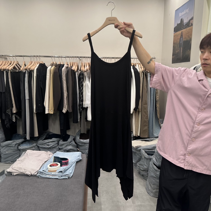 URBANSTORY/REMAKING東大門實拍女士新款推薦熱賣連衣裙OPSRemaking/URBANSTORY連衣裙圖色2