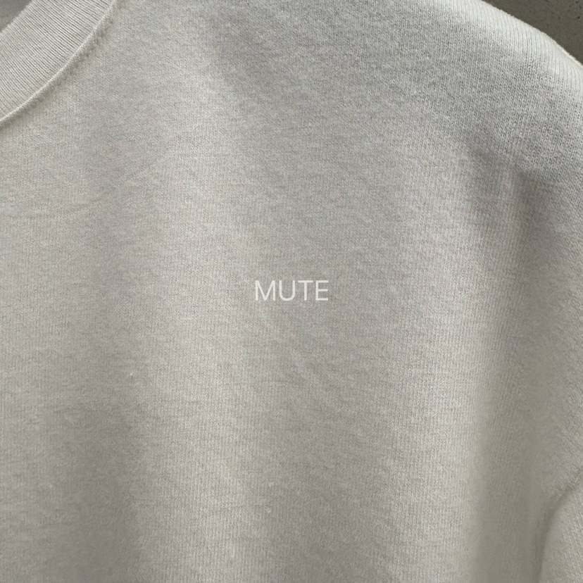 MUTE-P韓國直郵女裝新款真品休閑人氣時尚熱賣推薦長袖T恤MUTE長袖T恤