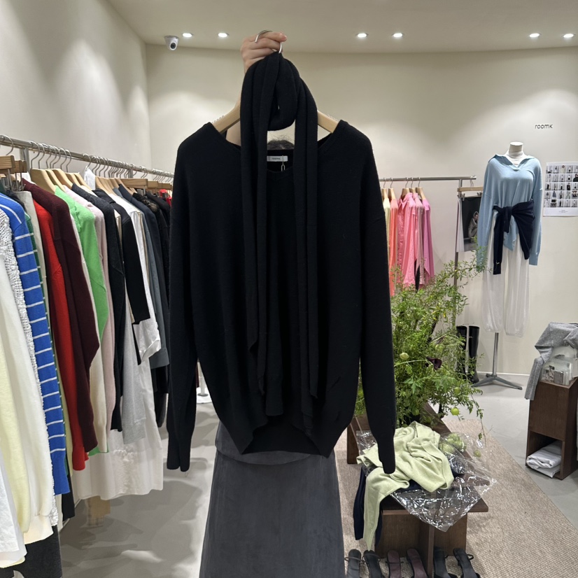 ROOM K-P東大門實拍女裝新款真品熱賣時尚針織衫含圍巾ROOM K-P針織衫圖色4