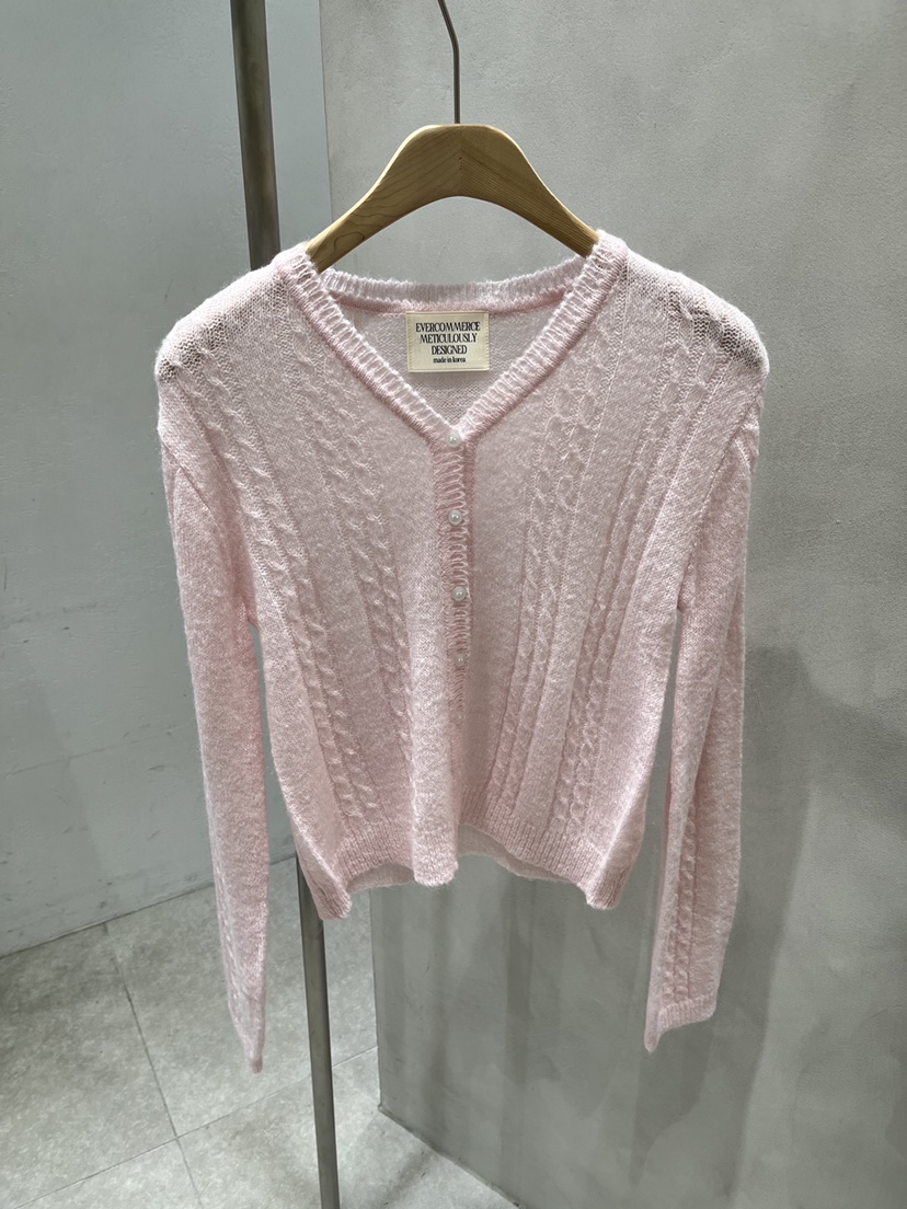 EVERCOMMERCE METICULOUSLY DESIGNED東大門直郵女士新款推薦針織衫扭曲EVERCOMMERCE METICULOUSLY DESIGNED針織衫圖色1