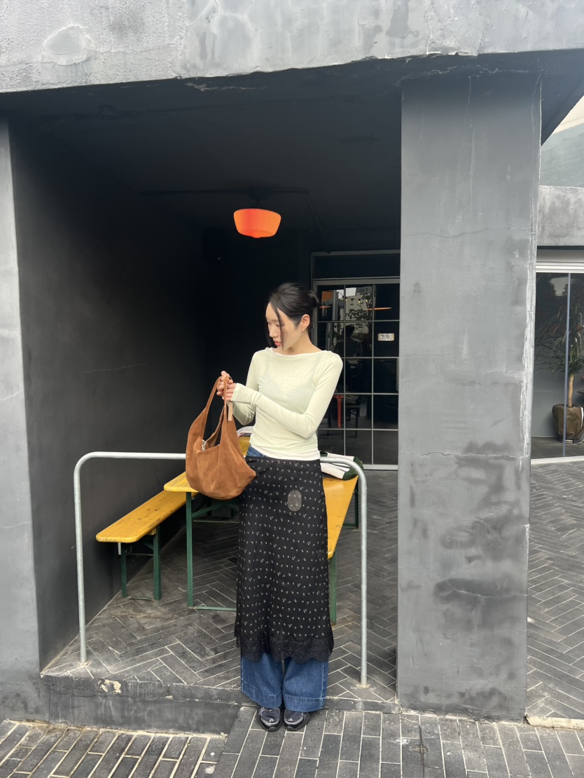 ME MO東大門代購女士新品人氣真品時尚休閑推薦熱賣長袖T恤ME MO長袖T恤