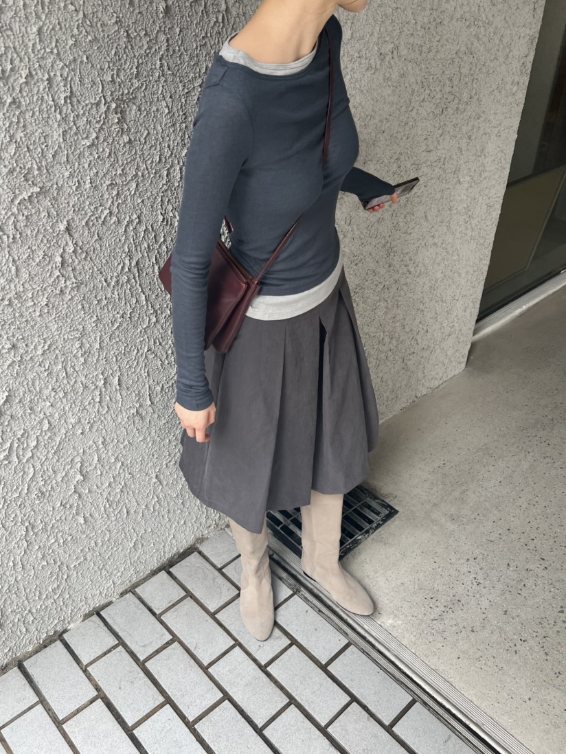 ME MO東大門代購女士新品人氣真品時尚休閑推薦熱賣長袖T恤ME MO長袖T恤