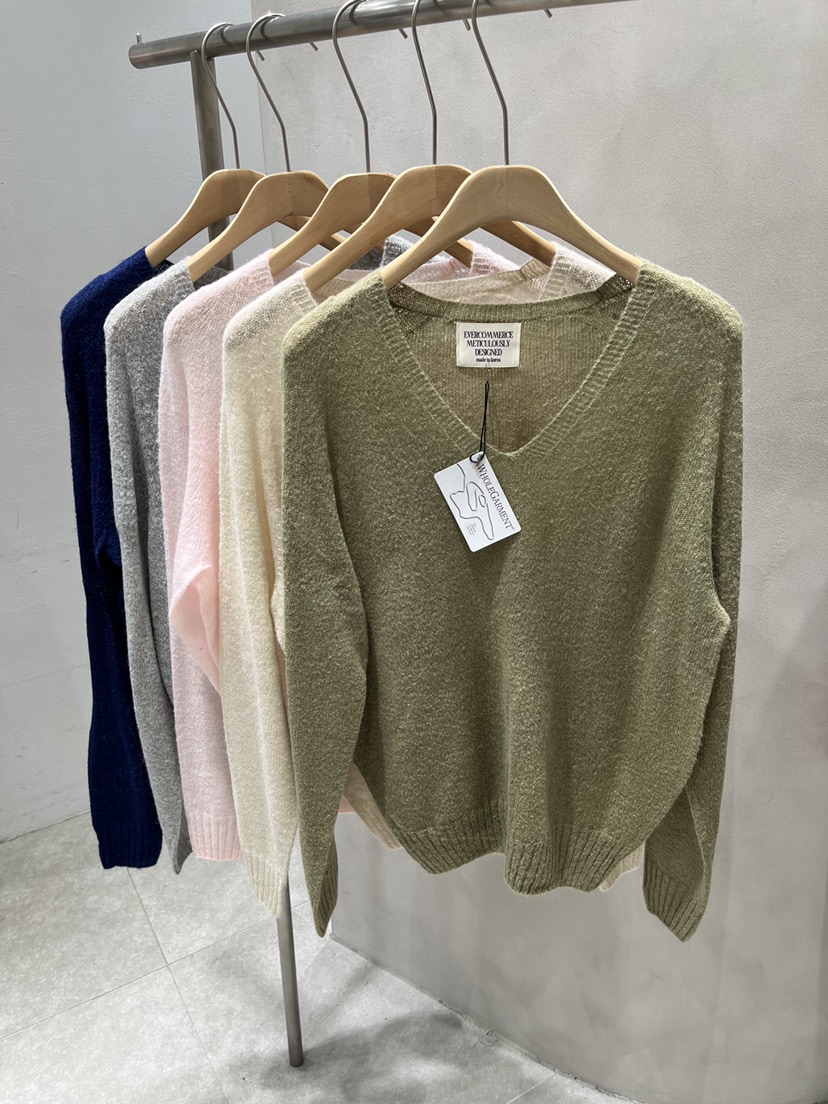 EVERCOMMERCE METICULOUSLY DESIGNED韓國直郵女士新品人氣針織衫EVERCOMMERCE METICULOUSLY DESIGNED針織衫