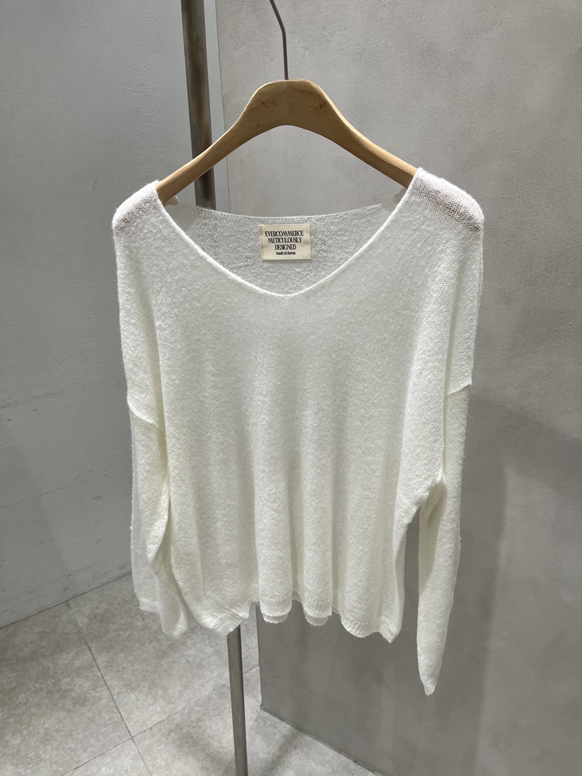 EVERCOMMERCE METICULOUSLY DESIGNED東大門直郵女裝新品熱賣針織衫EVERCOMMERCE METICULOUSLY DESIGNED針織衫圖色4