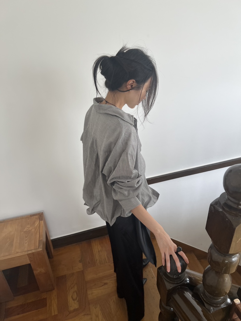 ME MO東大門直郵女裝新款熱賣人氣推薦真品襯衫蕾絲衫鋼絲ME MO襯衫/蕾絲衫