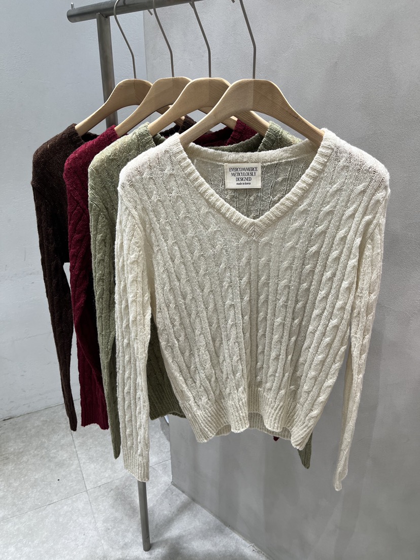 EVERCOMMERCE METICULOUSLY DESIGNED東大門實拍女裝新款休閑針織衫馬海毛EVERCOMMERCE METICULOUSLY DESIGNED針織衫