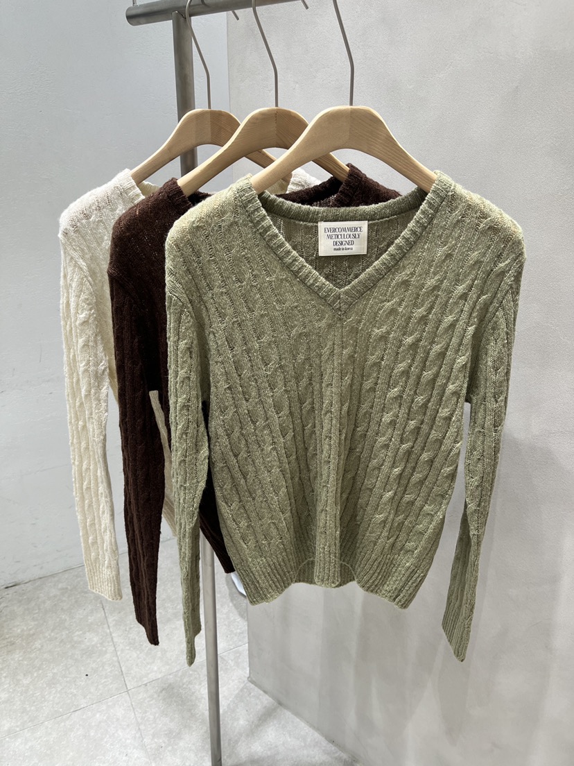 EVERCOMMERCE METICULOUSLY DESIGNED東大門實拍女裝新款休閑針織衫馬海毛EVERCOMMERCE METICULOUSLY DESIGNED針織衫