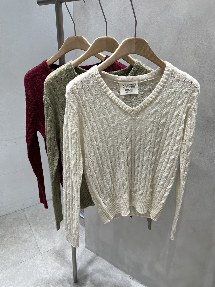 EVERCOMMERCE METICULOUSLY DESIGNED東大門實拍女裝新款休閑針織衫馬海毛EVERCOMMERCE METICULOUSLY DESIGNED針織衫