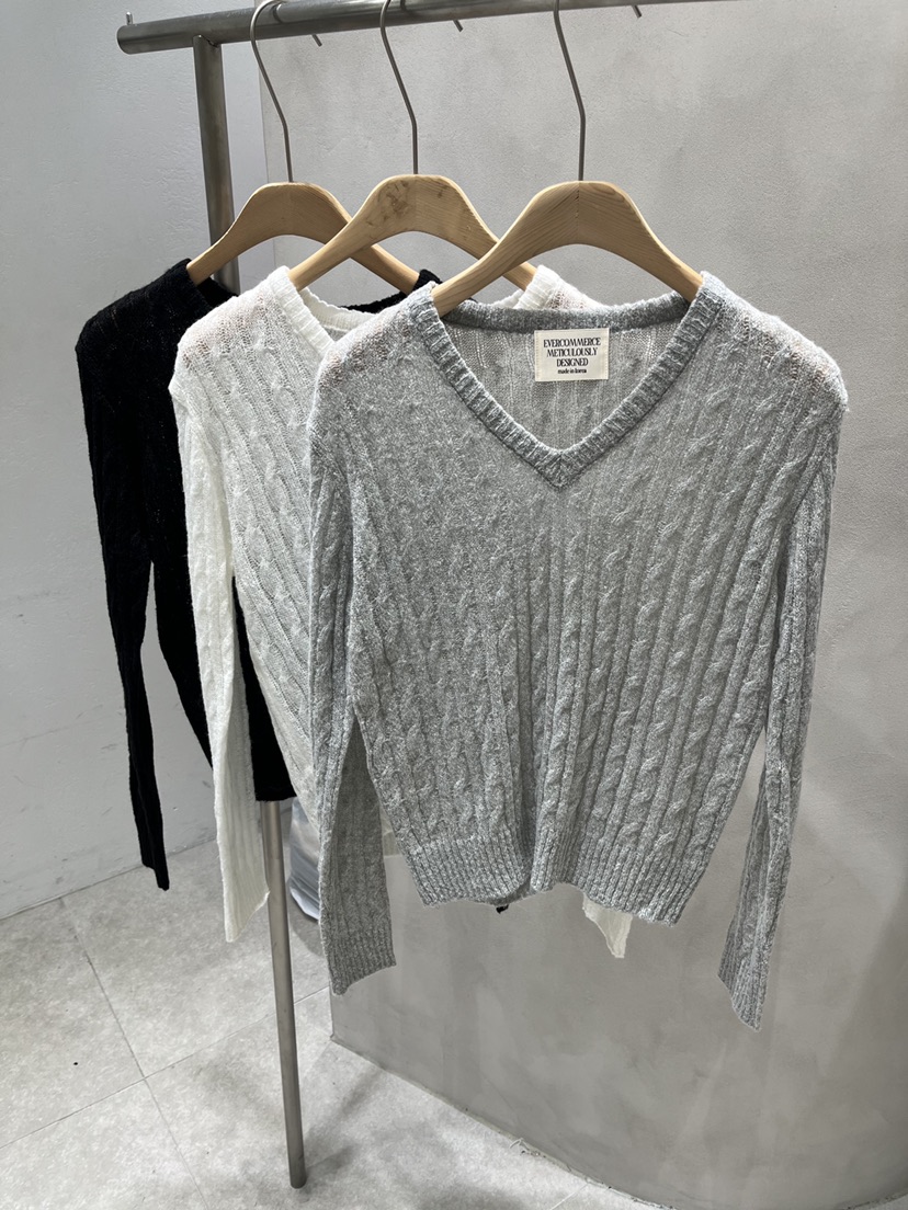 EVERCOMMERCE METICULOUSLY DESIGNED東大門實拍女裝新款休閑針織衫馬海毛EVERCOMMERCE METICULOUSLY DESIGNED針織衫
