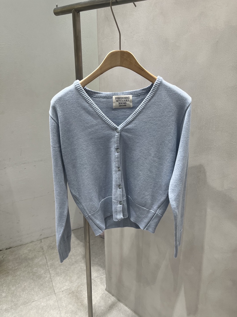 EVERCOMMERCE METICULOUSLY DESIGNED東大門代購女裝新款時尚針織衫棉質開衫經典EVERCOMMERCE METICULOUSLY DESIGNED針織衫圖色3