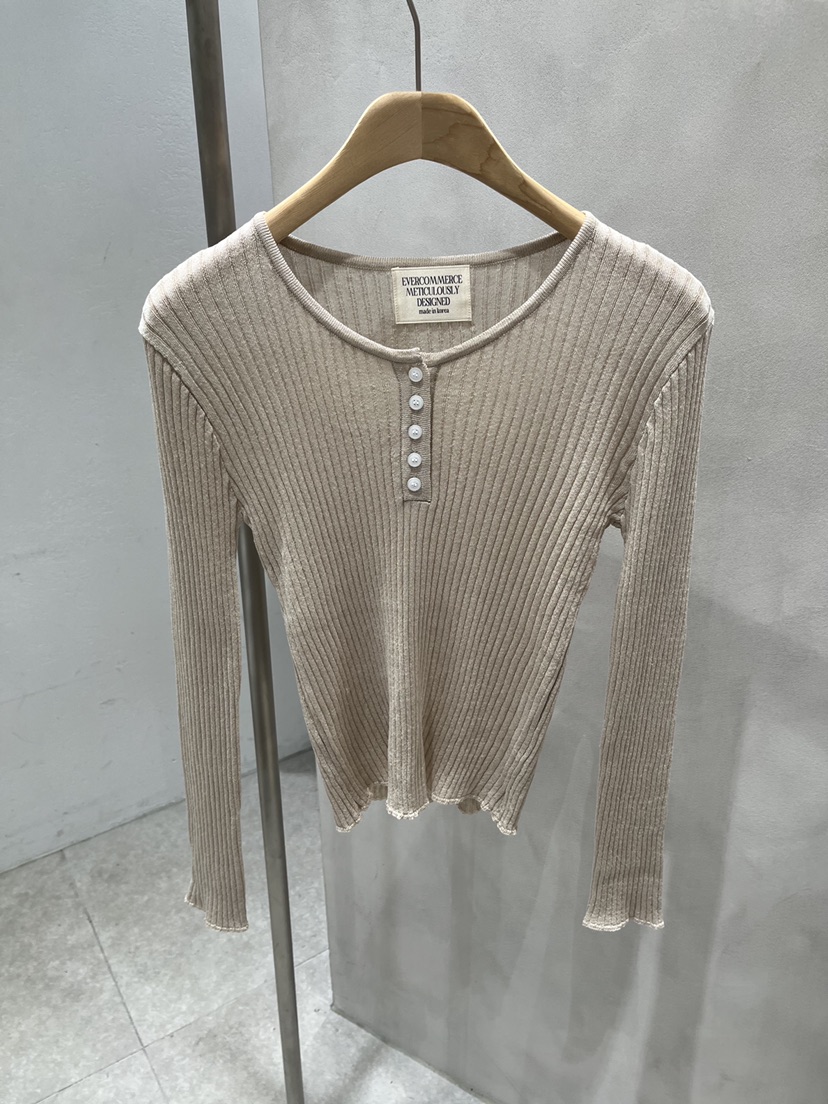 EVERCOMMERCE METICULOUSLY DESIGNED韓國直郵女裝新款熱賣針織衫EVERCOMMERCE METICULOUSLY DESIGNED針織衫圖色4