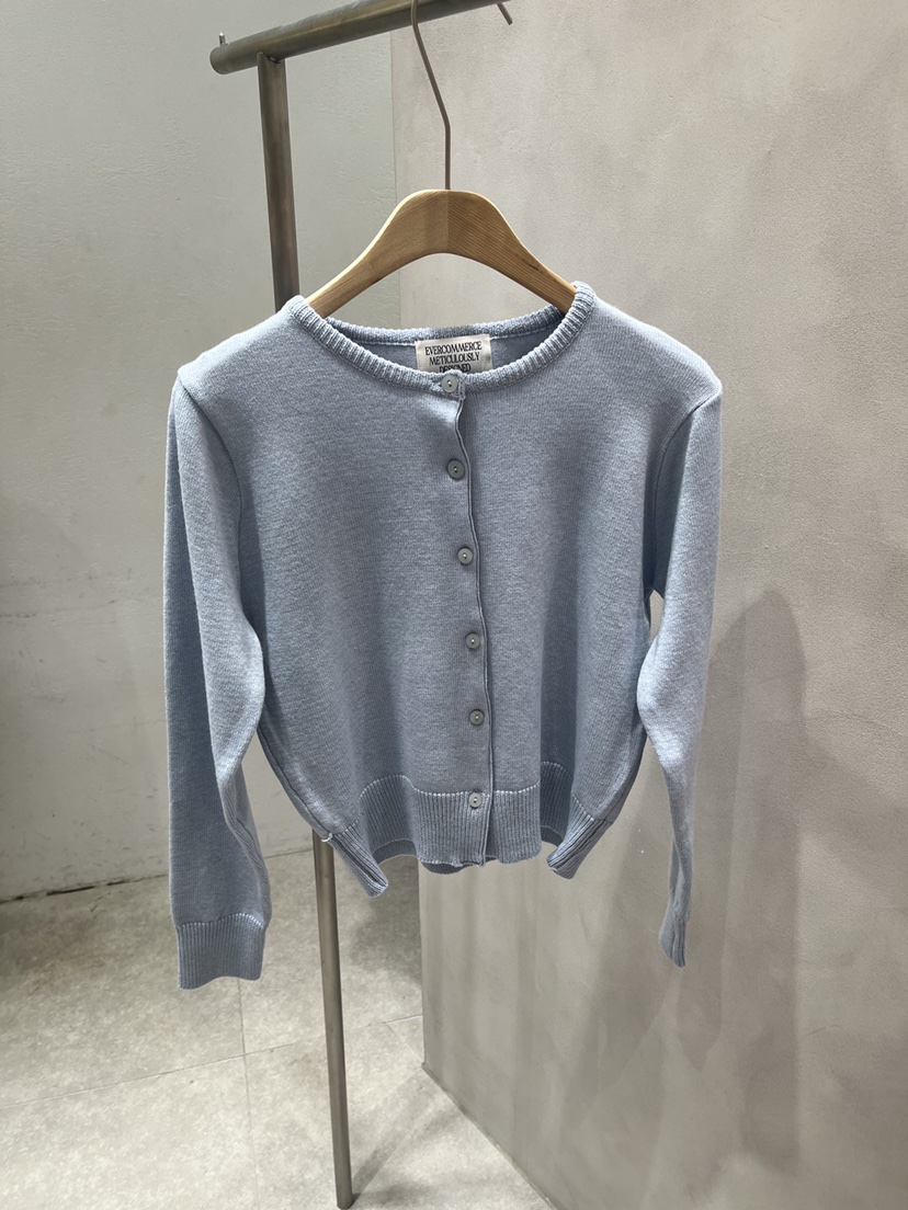 EVERCOMMERCE METICULOUSLY DESIGNED東大門代購女裝新款人氣針織衫棉質圓領開衫EVERCOMMERCE METICULOUSLY DESIGNED針織衫圖色4