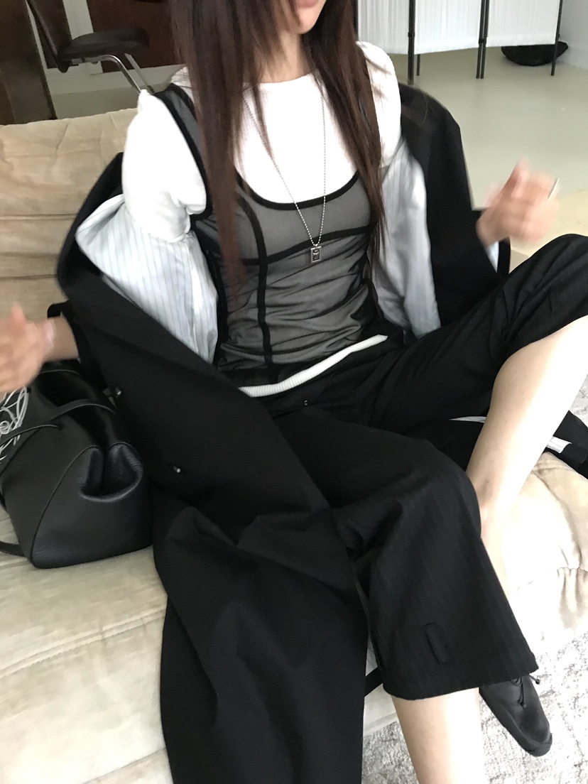OVERK東大門直郵女裝新品真品人氣推薦熱賣休閑時尚吊帶背心OVERK吊帶/背心