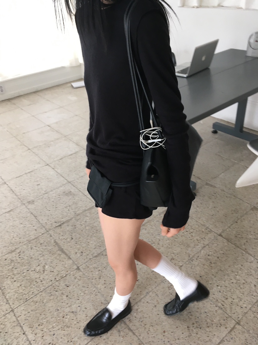 OVERK東大門代購女士新品熱賣休閑人氣時尚真品推薦長袖T恤OVERK長袖T恤