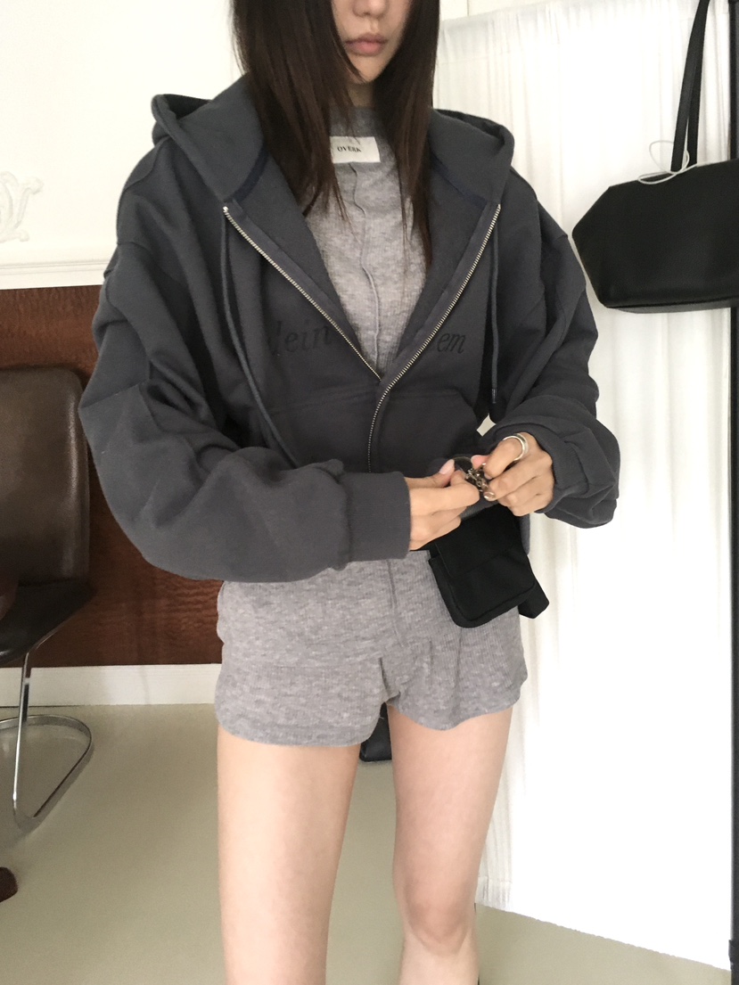 OVERK東大門代購女士新品熱賣休閑人氣時尚真品推薦長袖T恤OVERK長袖T恤