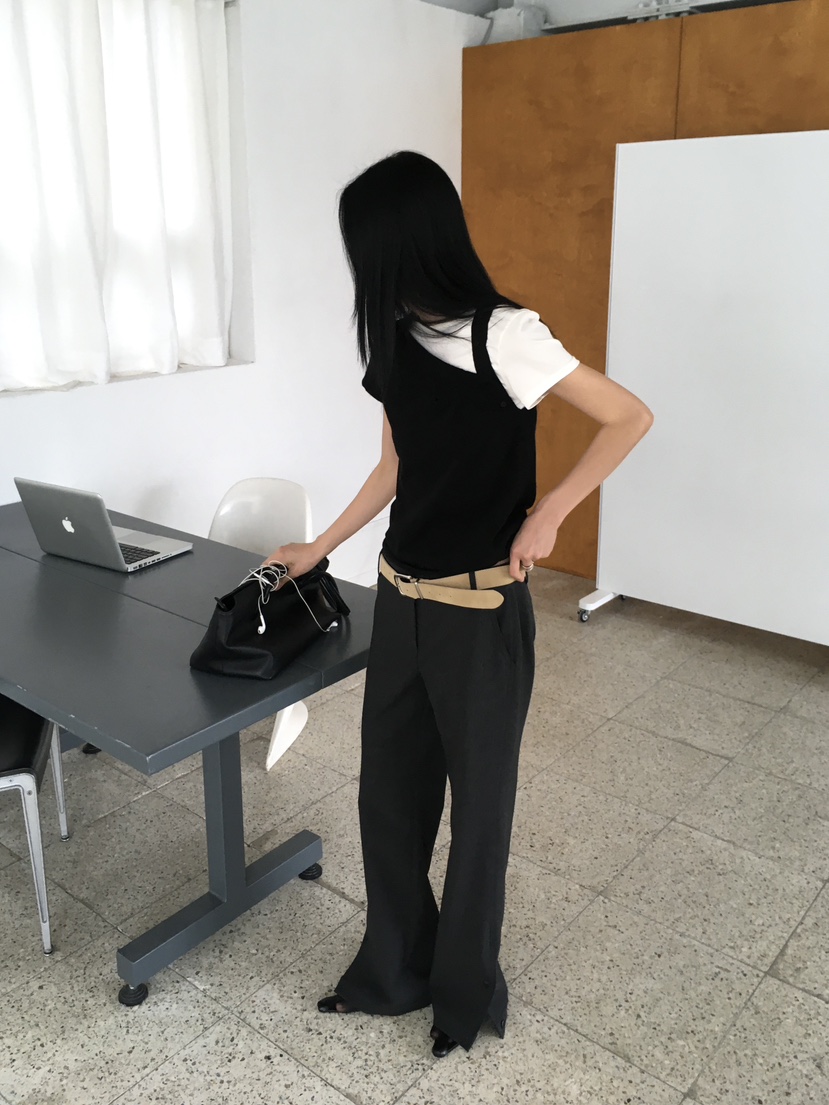 OVERK東大門直郵女士新品真品熱賣時尚人氣休閑針織衫不對稱OVERK針織衫