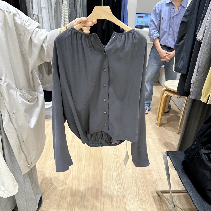HAUS-A韓國直郵女裝新款真品休閑時尚熱賣襯衫蕾絲衫褶皺HAUSWOMEN襯衫/蕾絲衫圖色2