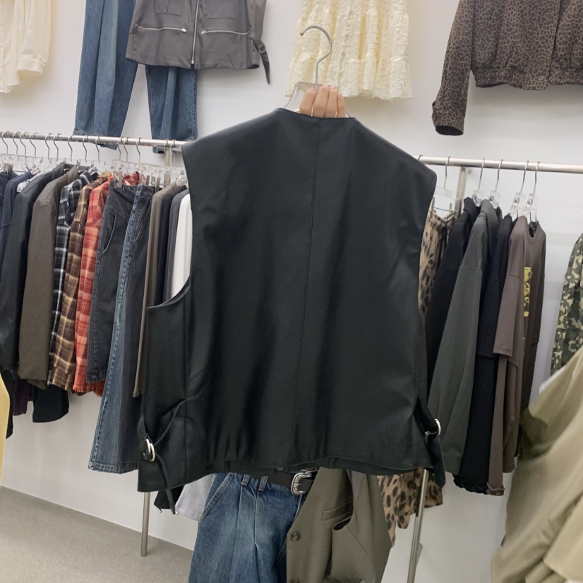LATTEMOOD韓國代購女裝新品真品熱賣推薦時尚人氣休閑馬甲LATTEMOOD馬甲