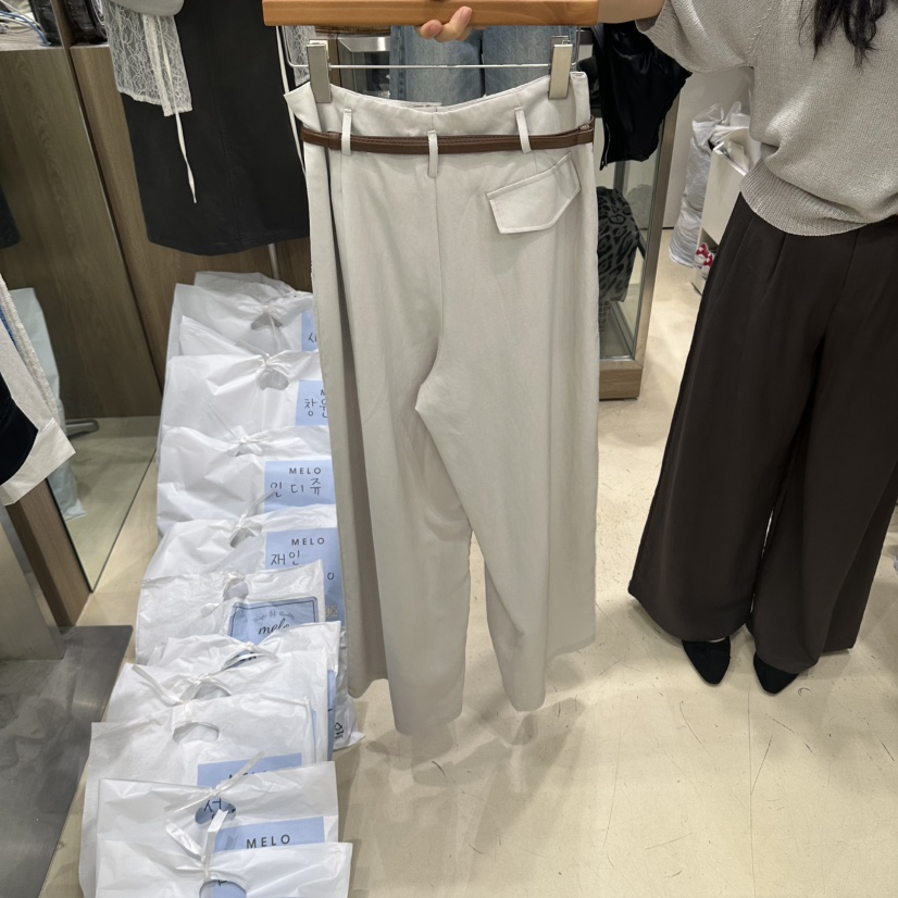MELO東大門直郵女裝新款人氣推薦熱賣休閑休閑褲含腰帶系帶MELO休閑褲