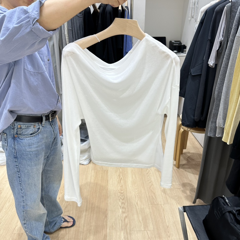 HAUS-A韓國直郵女士新款熱賣休閑真品時尚推薦人氣長袖T恤HAUSWOMEN長袖T恤圖色1