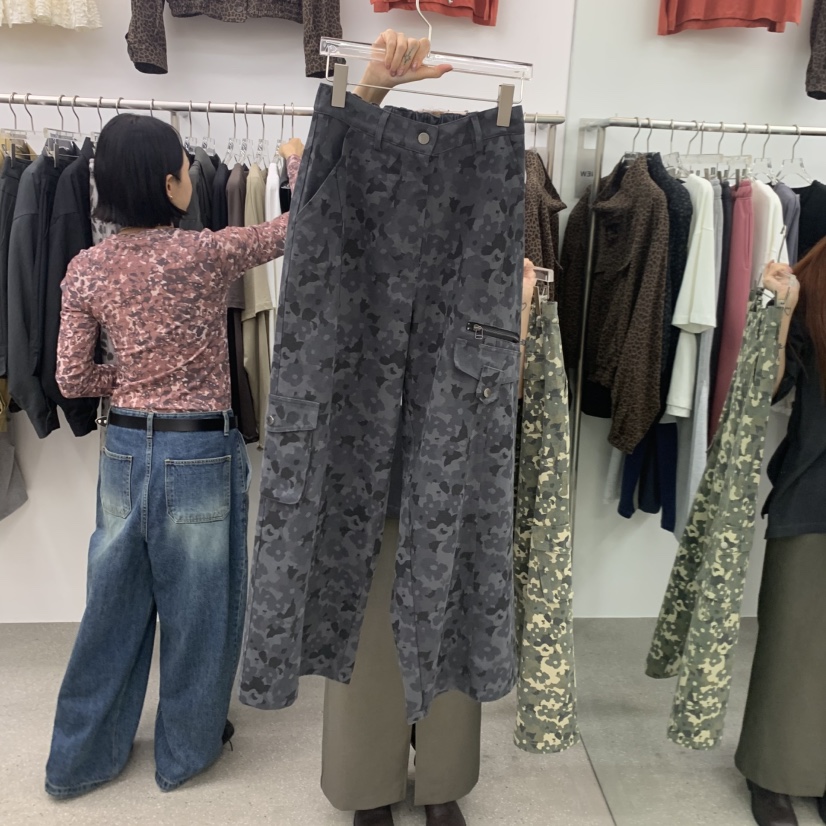 LATTEMOOD東大門實拍女裝新品熱賣時尚推薦人氣休閑褲工裝褲LATTEMOOD休閑褲圖色1