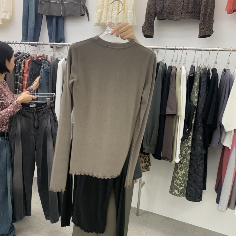 LATTEMOOD東大門實拍女裝新品時尚熱賣人氣推薦真品長袖T恤LATTEMOOD長袖T恤