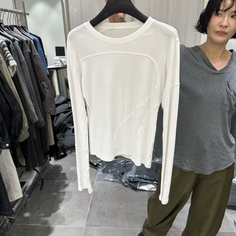 DIARRA韓國代購女士新款人氣熱賣真品時尚休閑推薦長袖T恤DIARRA長袖T恤圖色1