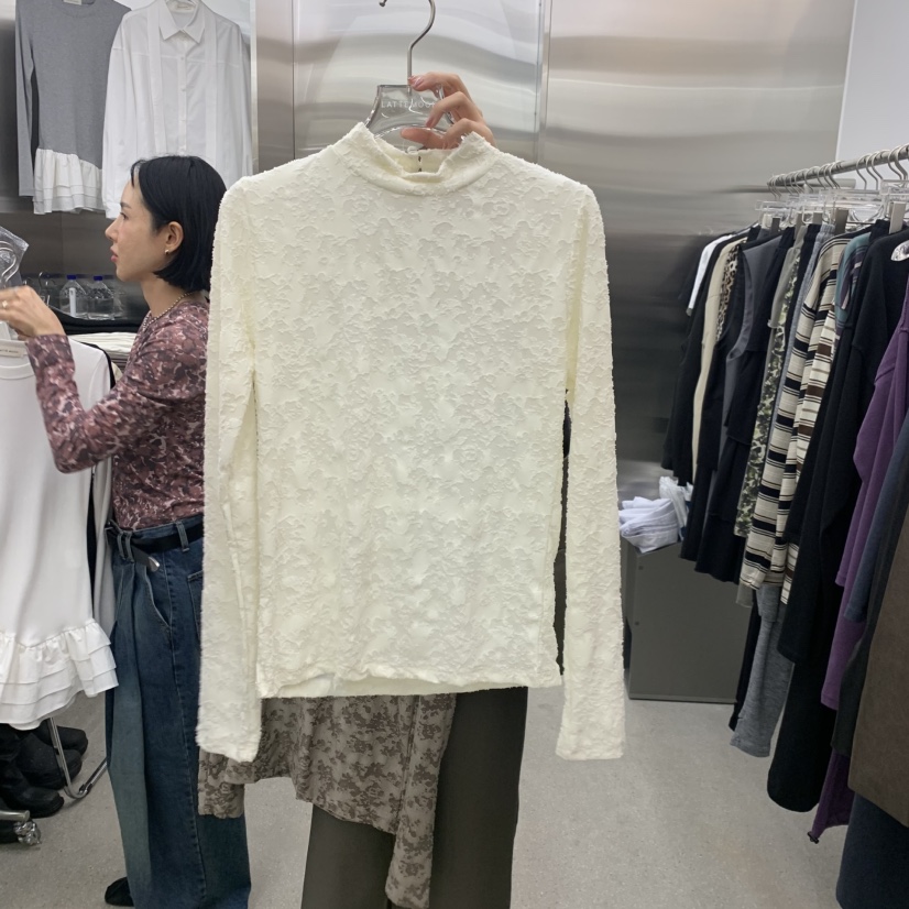 LATTEMOOD韓國直郵女士新品真品人氣熱賣時尚長袖T恤半領LATTEMOOD長袖T恤圖色1