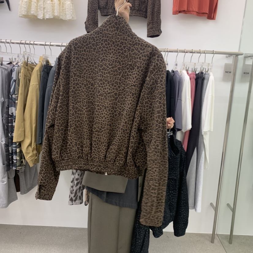 LATTEMOOD東大門實拍女裝新品熱賣真品人氣時尚推薦休閑夾克LATTEMOOD夾克