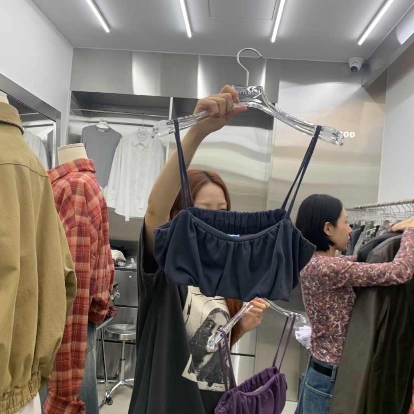 LATTEMOOD東大門實拍女裝新款真品推薦人氣吊帶背心褶皺層疊LATTEMOOD吊帶/背心圖色1深藍色