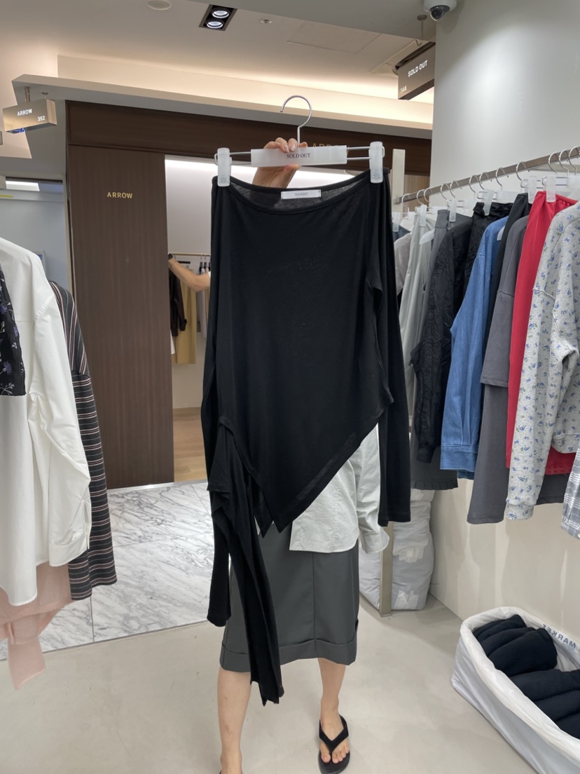 SOLD OUT東大門代購女士新品休閑人氣熱賣長袖T恤不對稱SOLD OUT長袖T恤圖色4