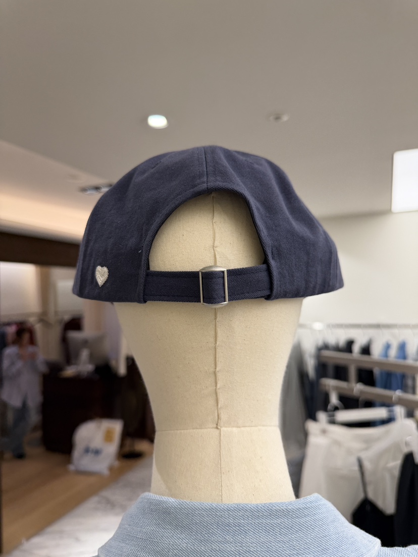SOLD OUT東大門實拍女士新品推薦休閑熱賣真品時尚人氣帽子SOLD OUT帽子