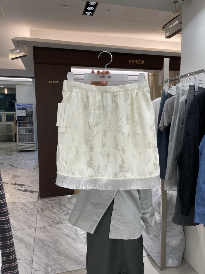 SOLD OUT東大門代購女士新品人氣真品熱賣休閑時尚短裙流蘇SOLD OUT短裙圖色1