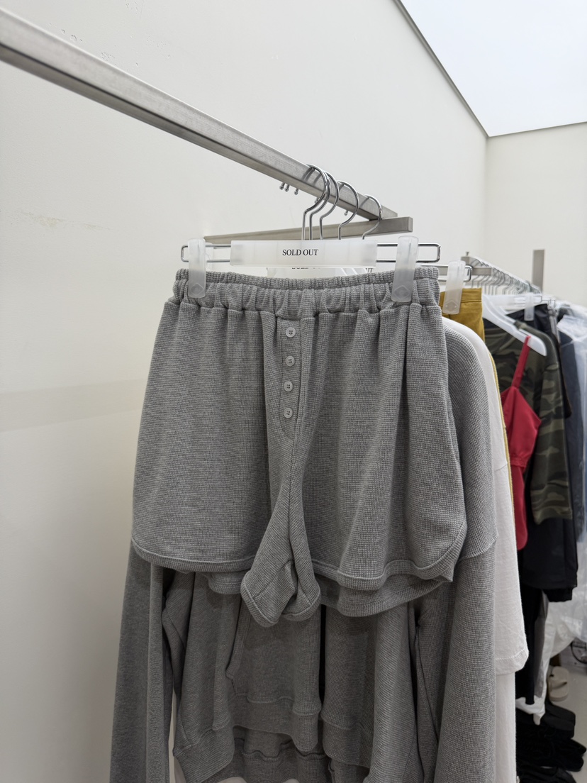 SOLD OUT韓國代購女士新款人氣時尚推薦真品熱賣休閑短褲SOLD OUT短褲圖色2