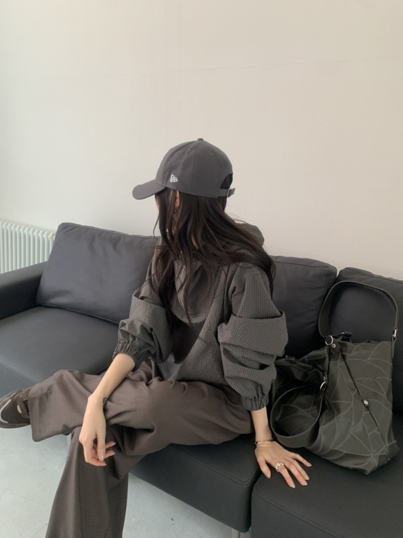 LE AVE韓國代購女裝新品時尚熱賣休閑真品推薦人氣衛衣LE AVE衛衣