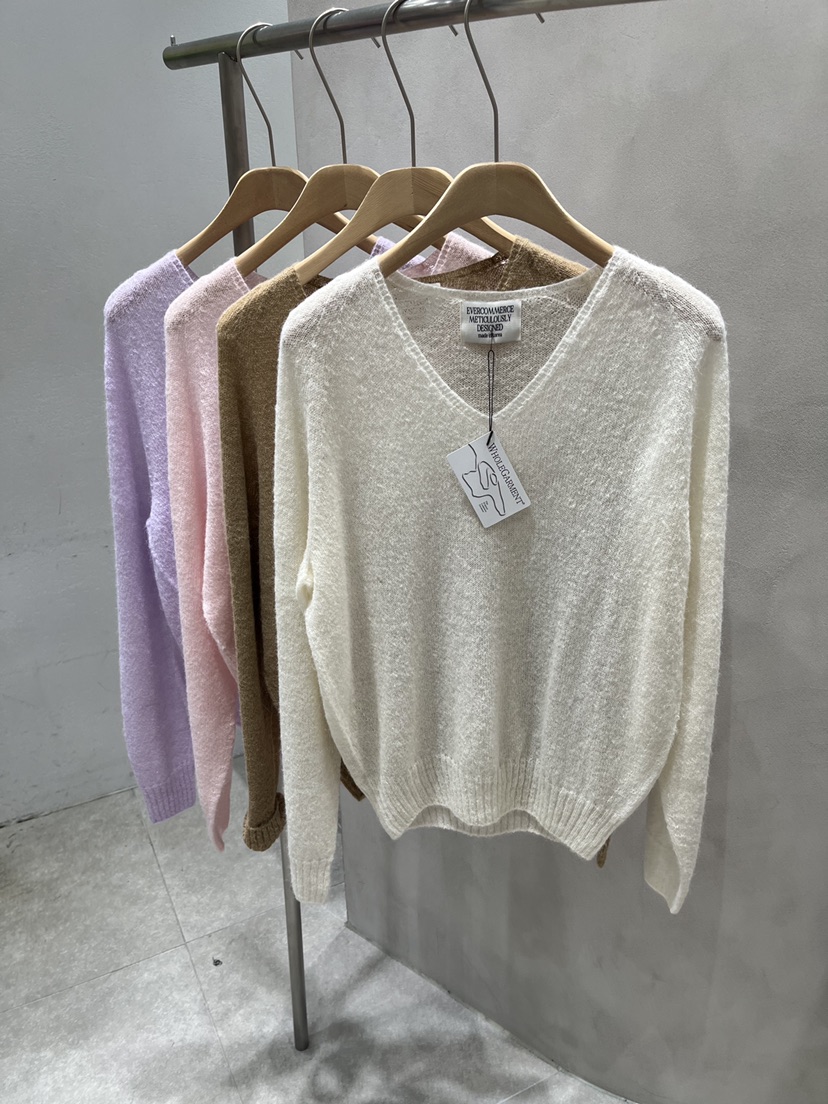 EVERCOMMERCE METICULOUSLY DESIGNED韓國直郵女裝新品熱賣針織衫羊駝毛EVERCOMMERCE METICULOUSLY DESIGNED針織衫