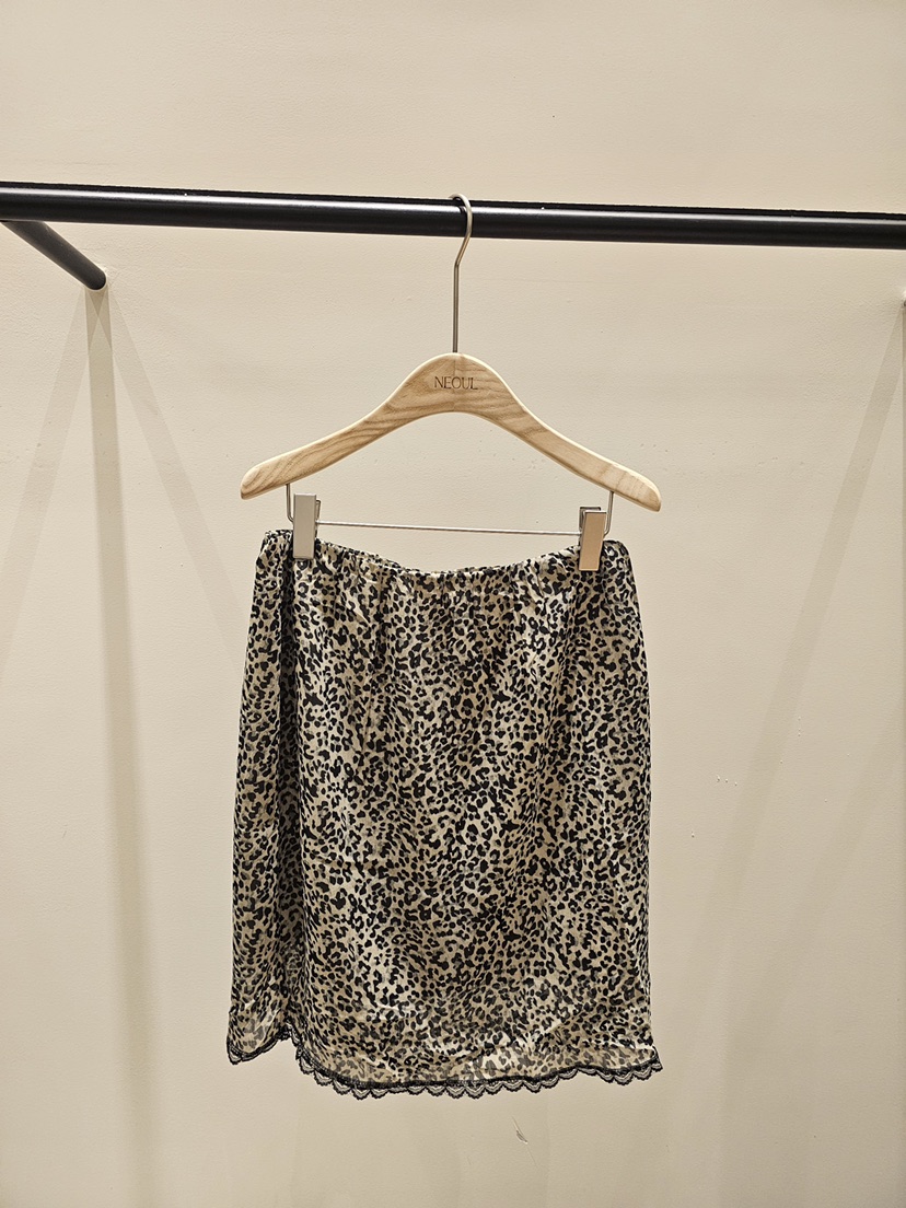 NEOUL韓國直郵女裝新品職業休閑時尚半身裙中短裙吊帶裙豹紋NEOUL/ahin雙領標簽半身裙/中短裙圖色1