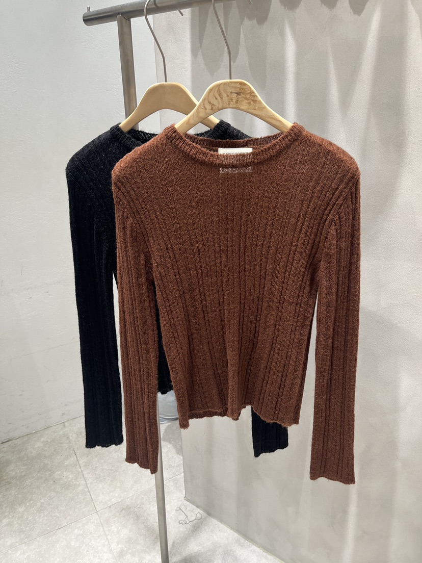 EVERCOMMERCE METICULOUSLY DESIGNED東大門直郵女裝新款真品針織衫EVERCOMMERCE METICULOUSLY DESIGNED針織衫