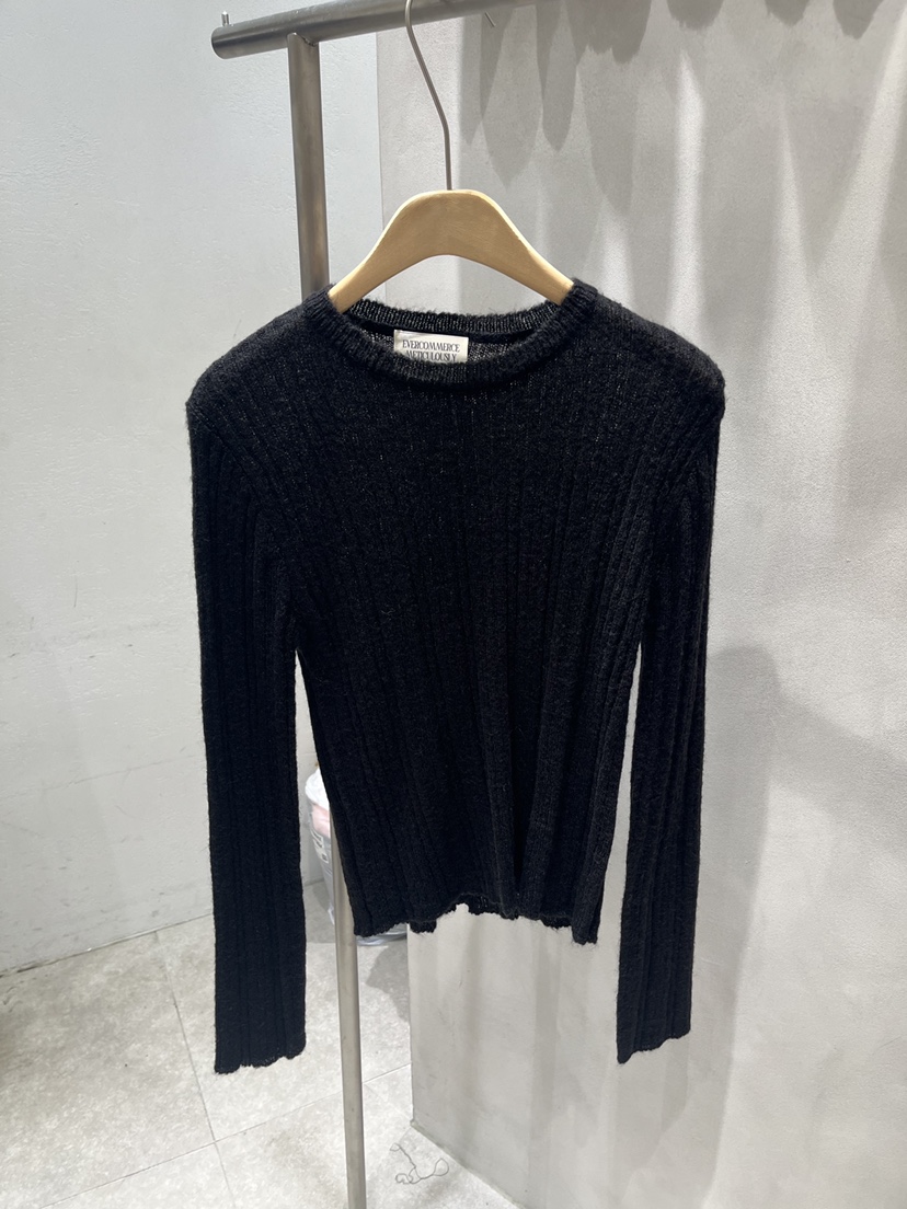 EVERCOMMERCE METICULOUSLY DESIGNED東大門直郵女裝新款真品針織衫EVERCOMMERCE METICULOUSLY DESIGNED針織衫圖色5