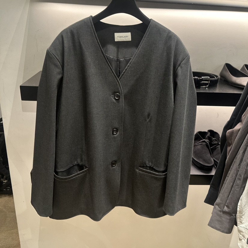 FEBRUARY 11東大門代購女士新款熱賣時尚真品休閑西裝西服FEBRUARY 11西裝/西服圖色1墨色